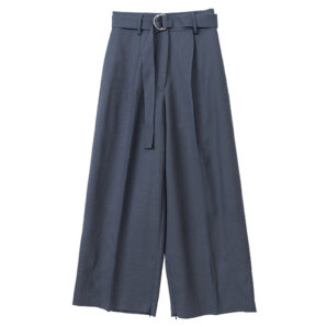 ベルトワイトパンツ