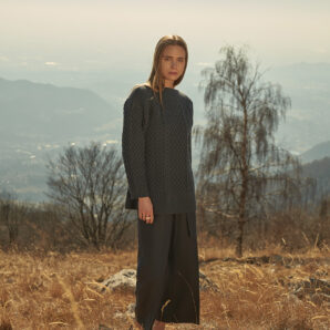 ボートネックケーブルニット NIGHTBLUE