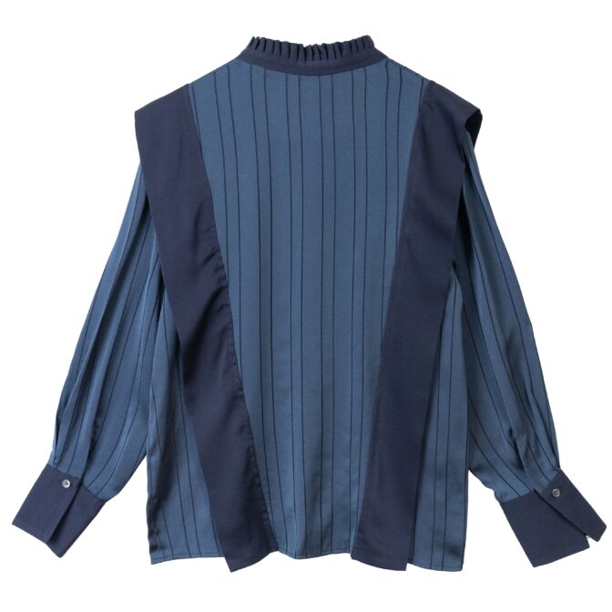 襟ギャザーシャツ